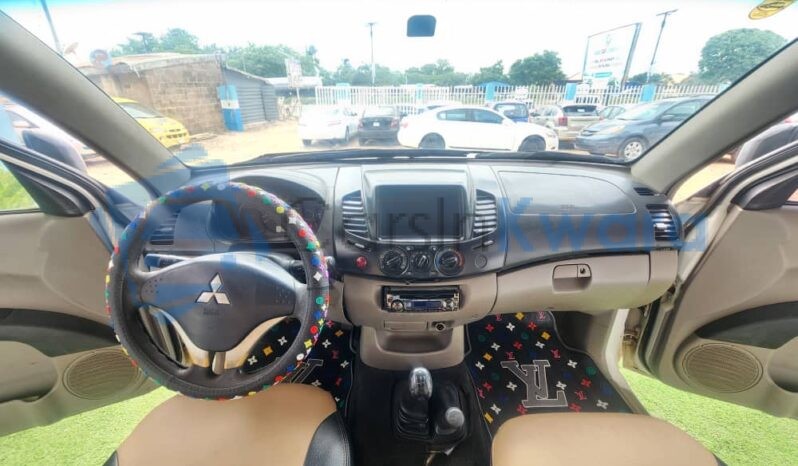 2013 HIGH JACK 4BY4 DOUBLE CABIN MITSUBISHI L200 full